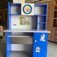 BÀN HỌC TRẺ EM MÀU XANH
