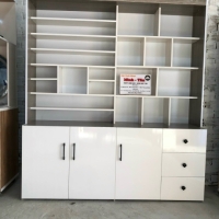 KỆ TRƯNG BÀY SẢN PHẨM 9