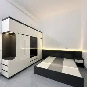 KỆ TRƯNG BÀY SẢN PHẨM 10