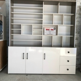 KỆ TRƯNG BÀY SẢN PHẨM 9