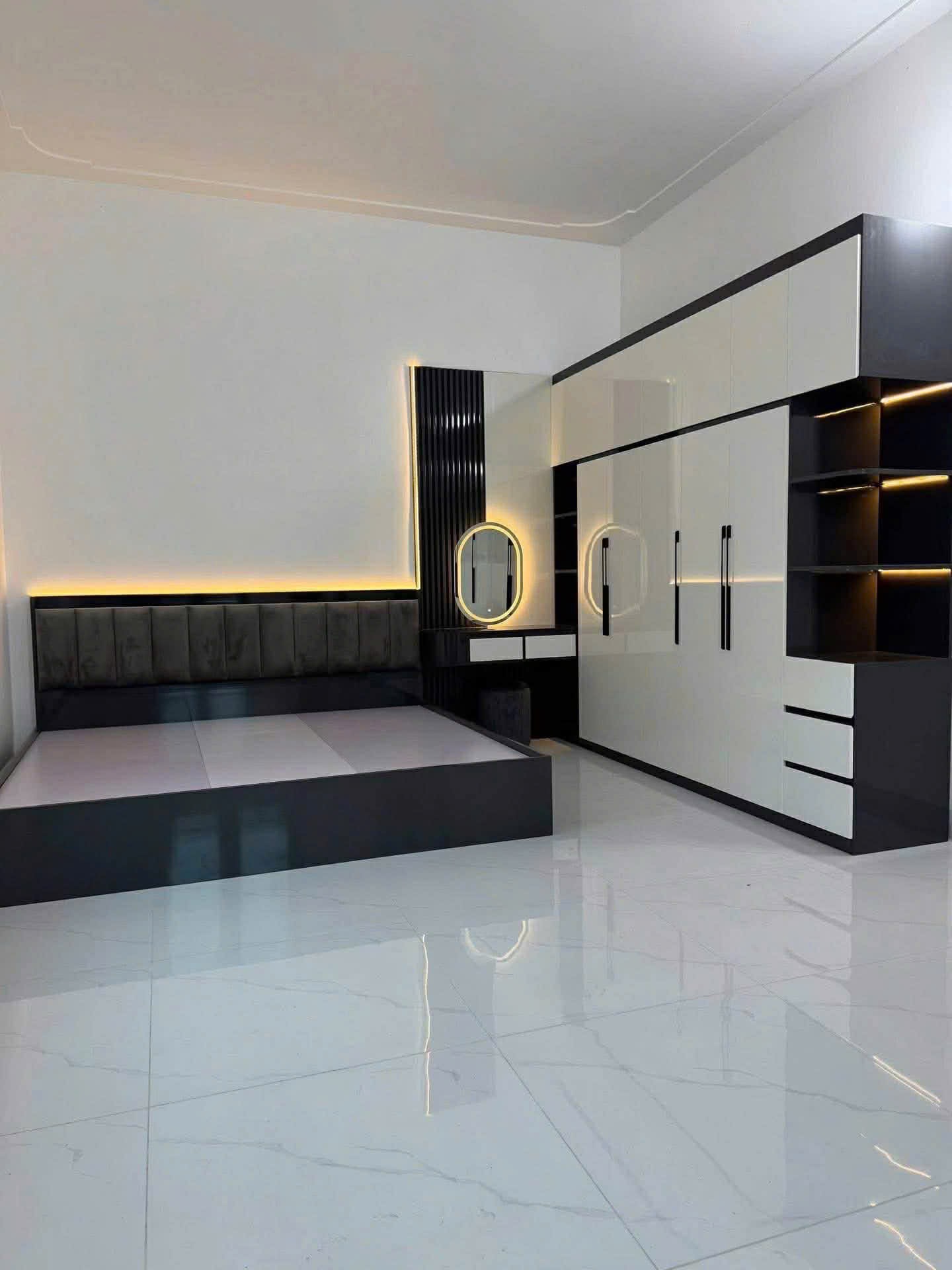 Giường tích hợp kệ trang trí